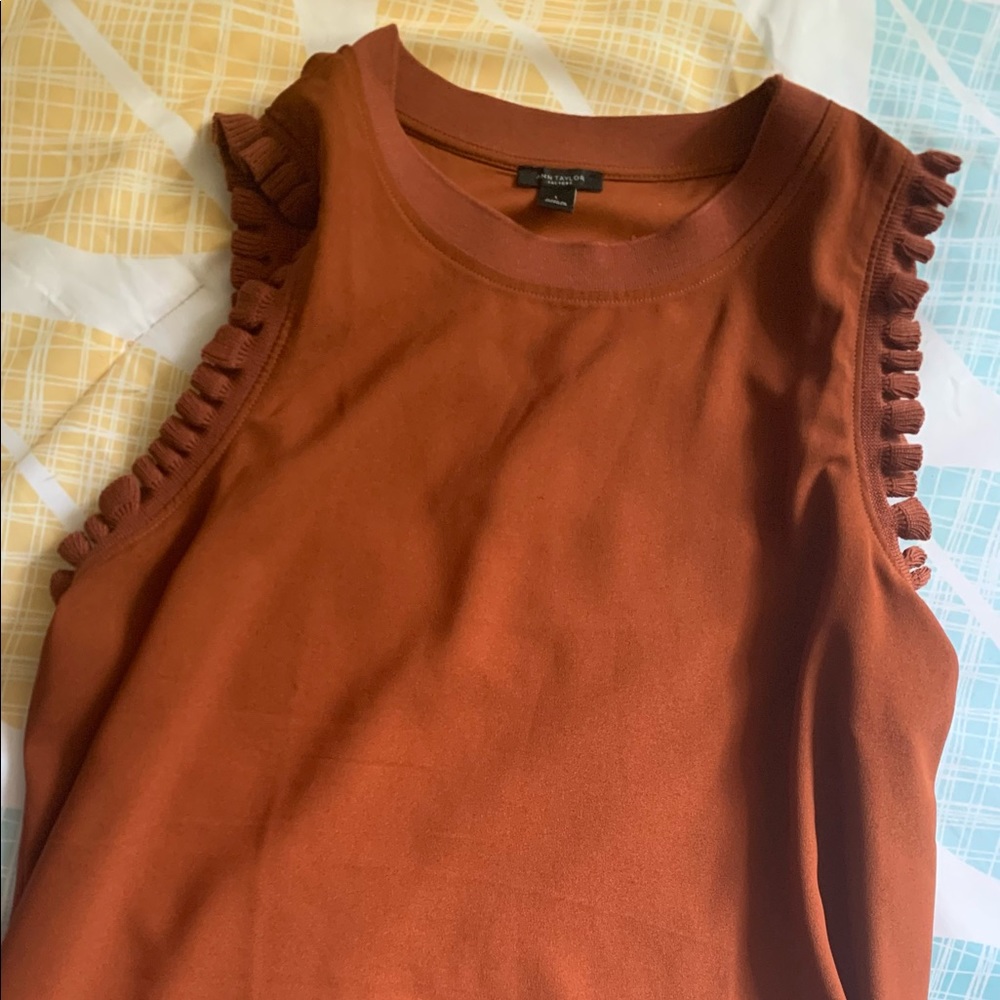 Ann Taylor, Sleeveless, Rust. Like new!
